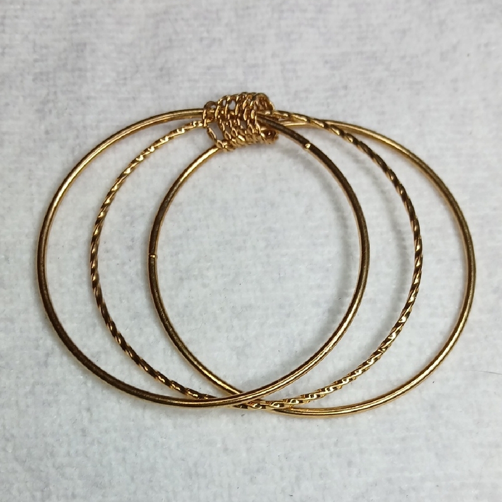 3 Ring Gold Toned Bangle Bracelet Set